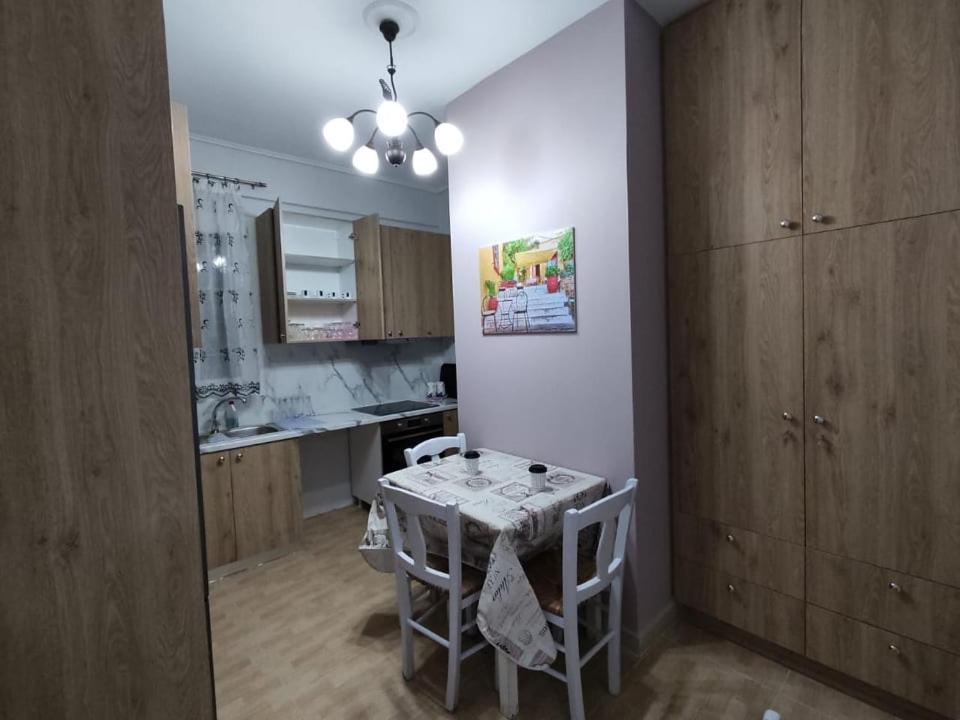 Center Of Athens Modern Apartment Екстер'єр фото